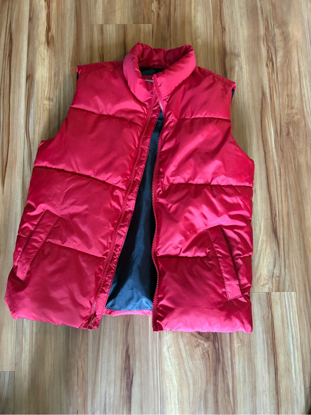 Boys Old Navy Red Puffer Vest - Sleeveless Quilted Jacket sz 10/12